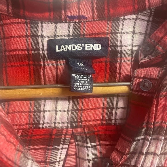 Lands end plaid flannel shirt for girls. Size 16. Hi low hem line and very soft. - Picture 4 of 4